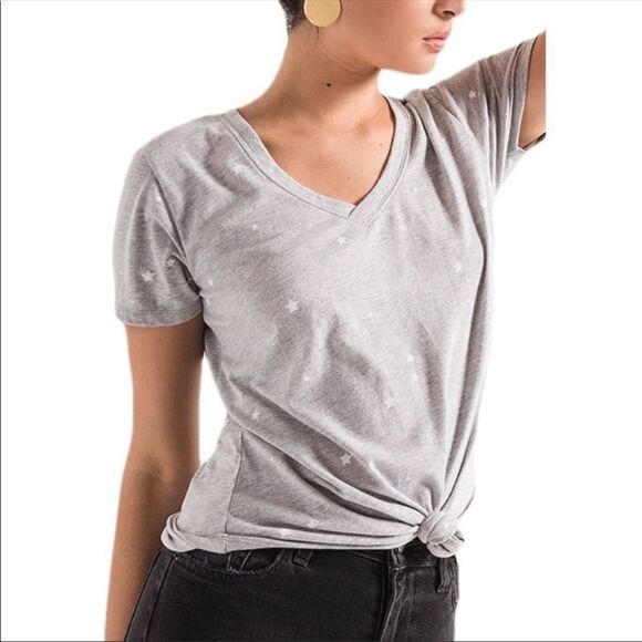 Z SUPPLY | Star Print Gray Short Sleeve V-neck Tee White Women’s Size Medium - Picture 11 of 11